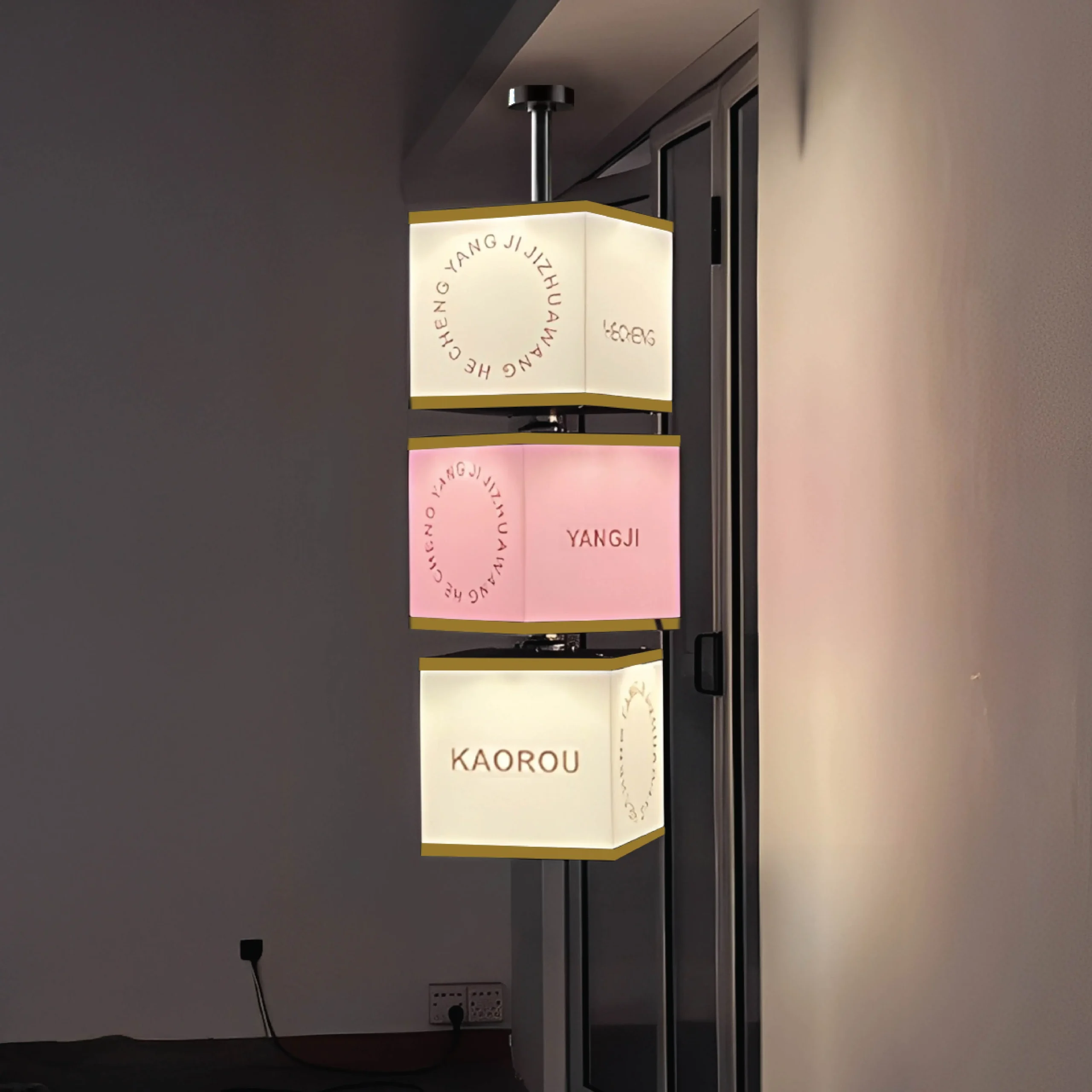 Hộp đèn quảng cáo LED mica Xoay vô cực 3 tầng-3 Hộp đèn quảng cáo LED mica Xoay vô cực 3 tầng